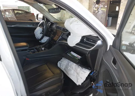 2023 Jeep Grand Cherokee 4Xe из США, поврежденный, VIN 1C4RJYB60P8880567